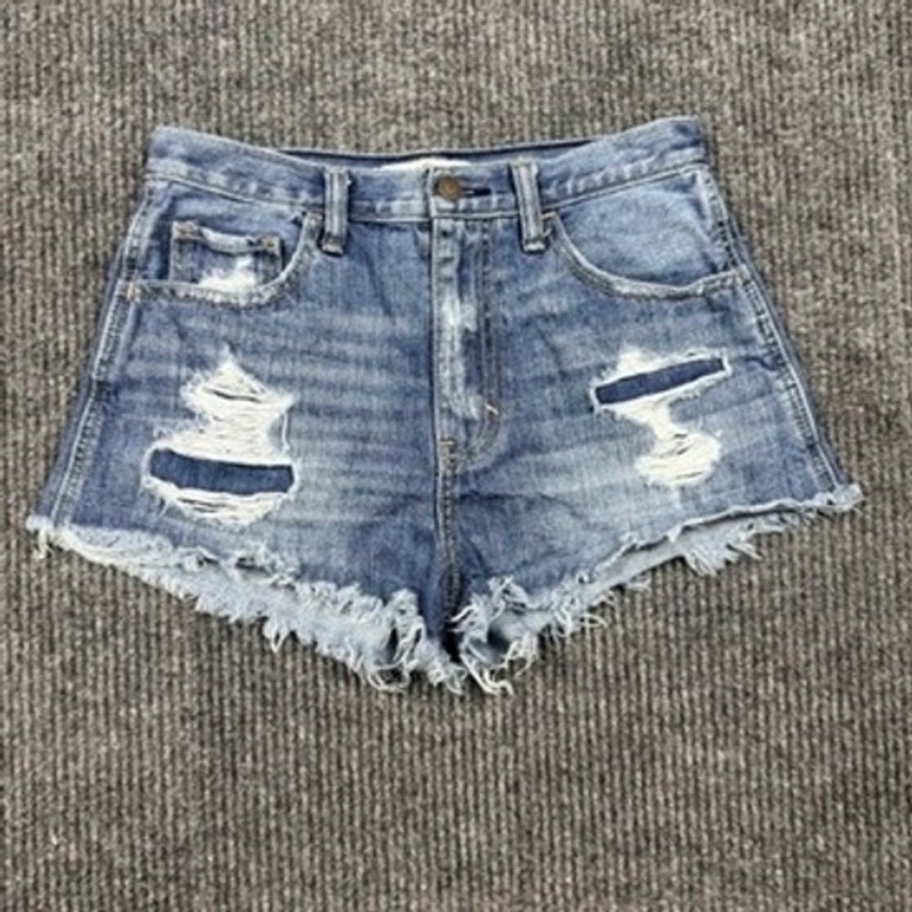 Hollister High Rise Distressed Denim Shorts Medium Wash Size 1 W25 615397227